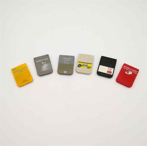 Playstation 1 Tilbehør - Uoriginalt Memory Card - 1 Mega - Farvet fladt (B Grade) (Genbrug) 